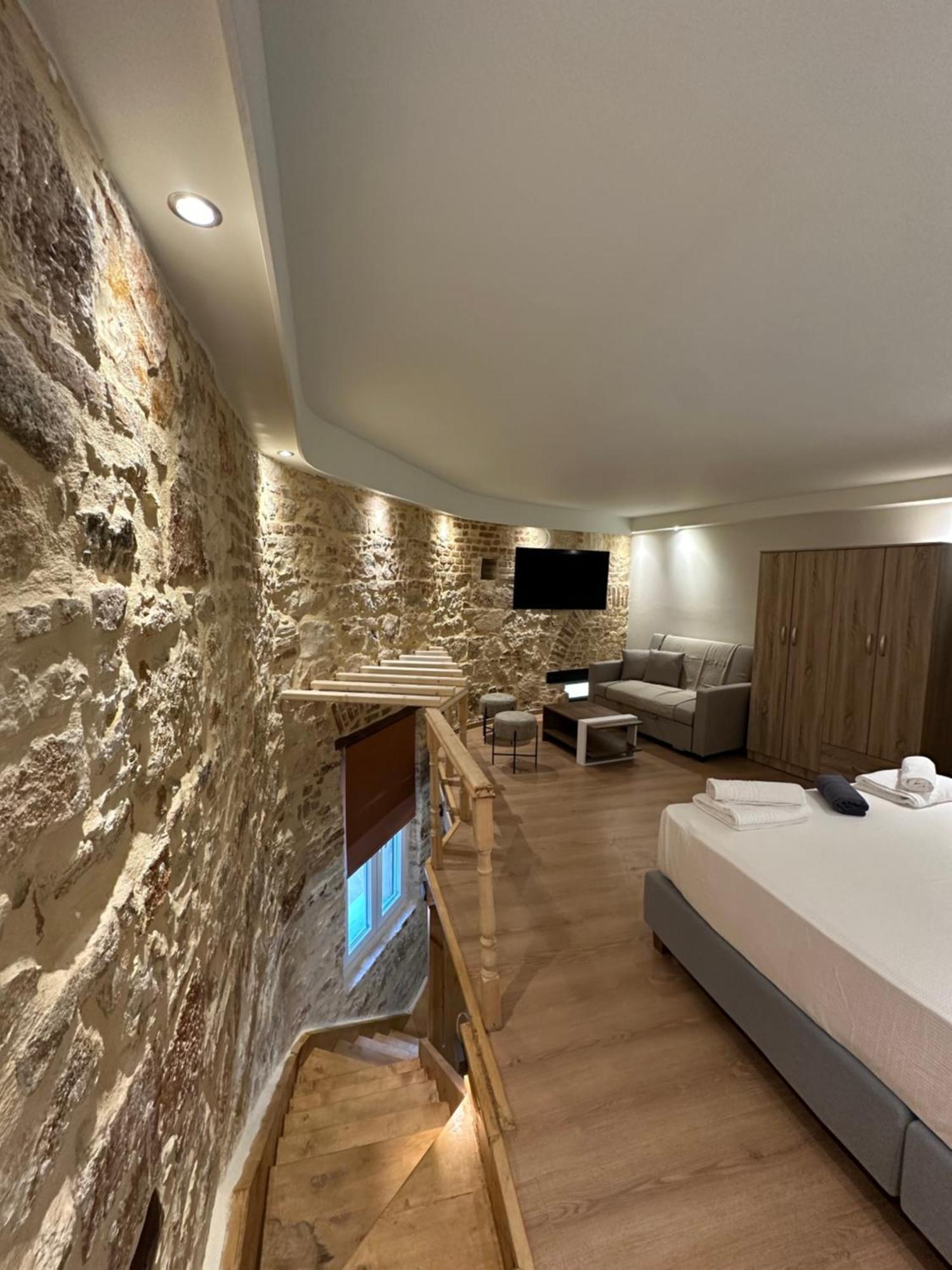 Q Rocco Apartments, Corfu Town Esterno foto